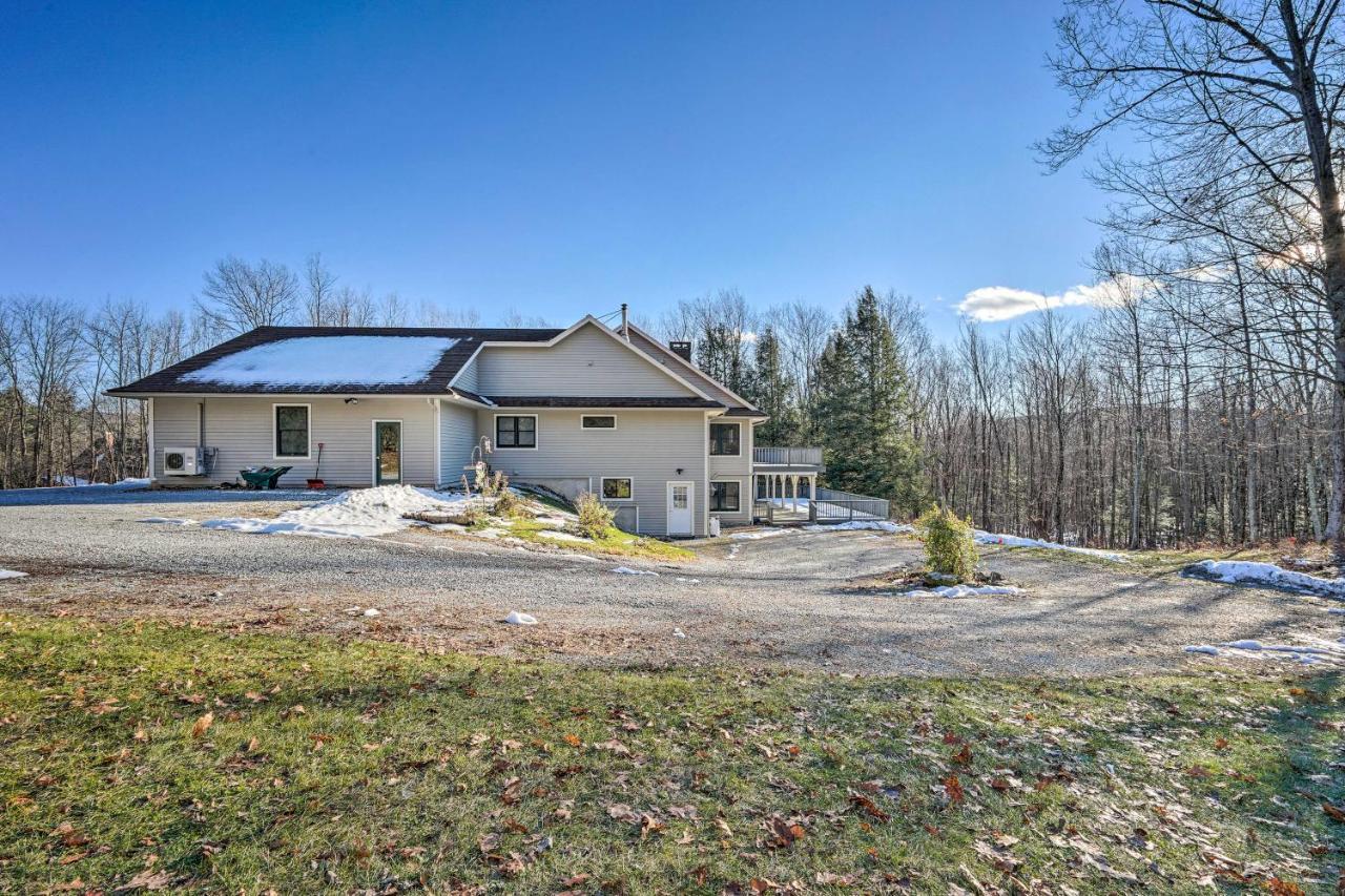 Berkshires Getaway With Deck And Mountain Views! Apartment Richmond Exterior photo